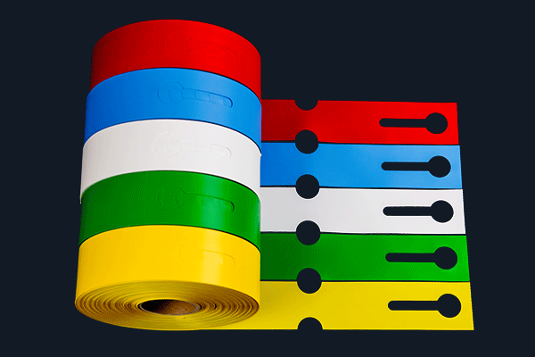 Etiquettes à boucles en rouleau